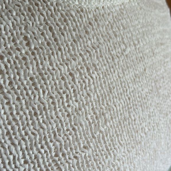 Sleeveless Knit Top - Picture 4 of 5